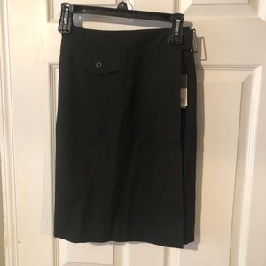 MEXX Black NWT wrap skirt with back pockets. Size 4